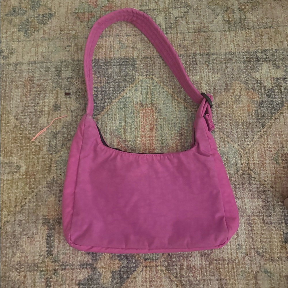 Baggu mini nylon Shoulder Bag in extra pink - Picture 2 of 2